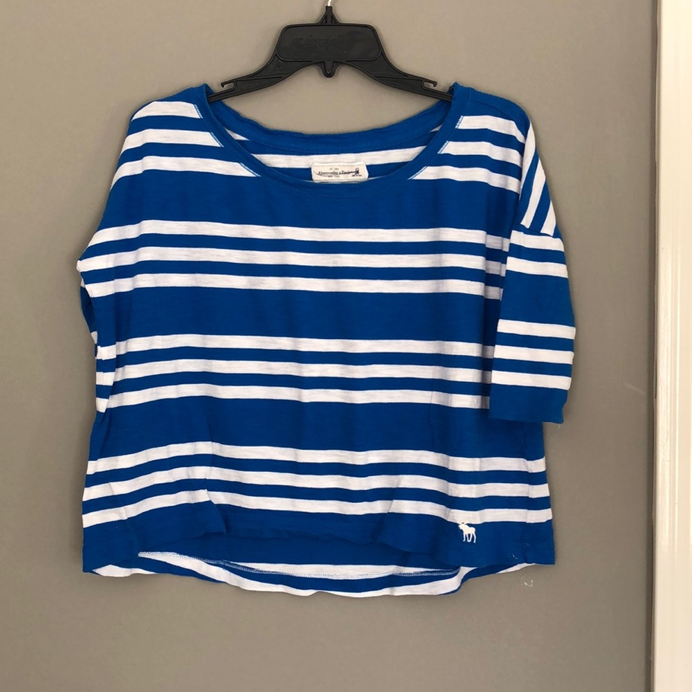 A&F, S, cropped 3/4 sleeve top